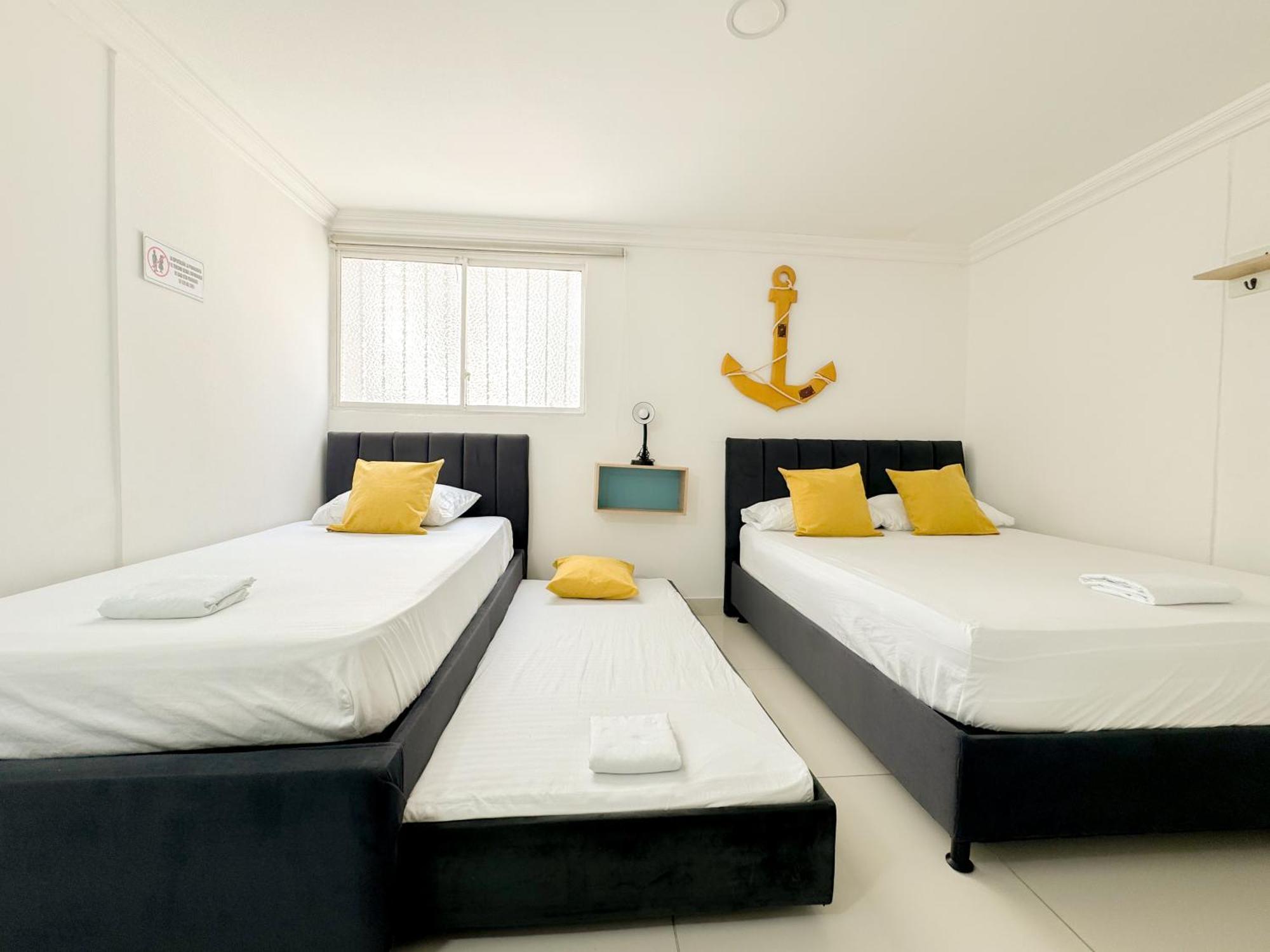 Apartamentos Frente Al Mar Iroka -By Bedviajes Санта-Марта Экстерьер фото